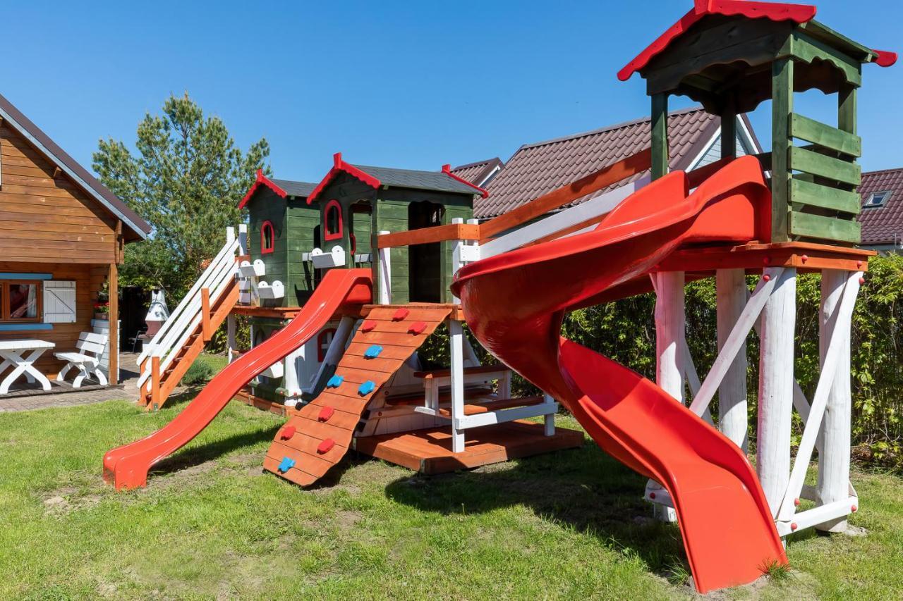 Domki Rekin Podgrzewany Basen Z Brodzikiem Oraz Klimatyzacja 里沃 外观 照片